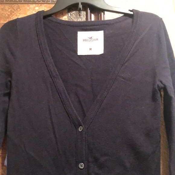 NWOT Vintage Hollister button down cardigan. Pockets in front. Hollister logo - Picture 9 of 12